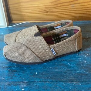 Burlap TOMS 8W